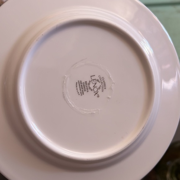 Bird feeder - Picture 3 of 3